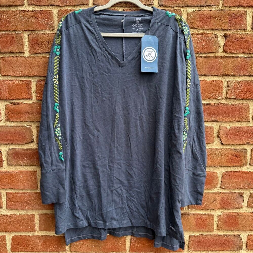 Life Is Good Womens Embroidered Floral Sleeve High Low V Neck Tee Slate L NWT